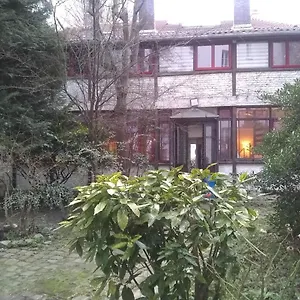 Au Parc Montsouris Privatunterkunft