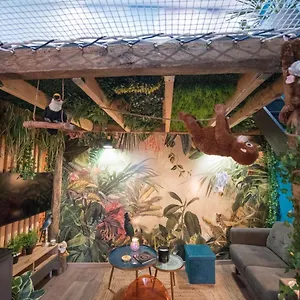 jungle-room-vadez-vous-cosy-luxe-gare-autoroute.hotels-rhonealpes.com/