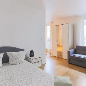 Rodier Cozy Flat Paris