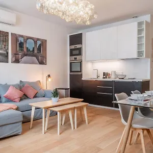 Spacieux Et Renove Paris